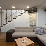 Stonehouse By Briskva וילה *