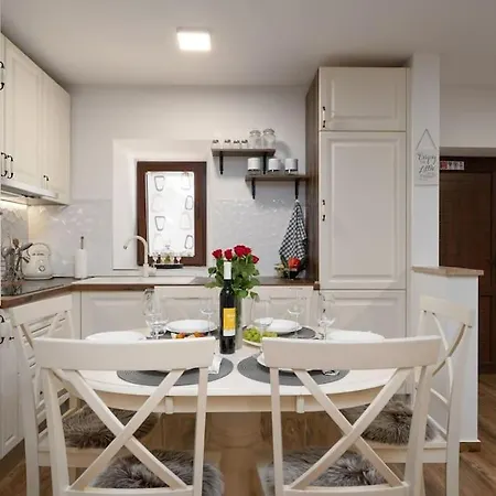 Villa Stonehouse By Briskva Umag