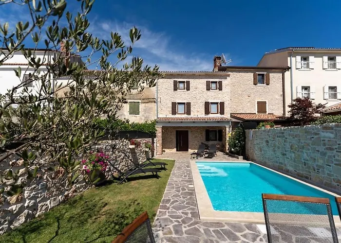 Stonehouse By Briskva Villa *